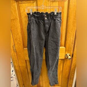 Universal threads cropped/ankle pants